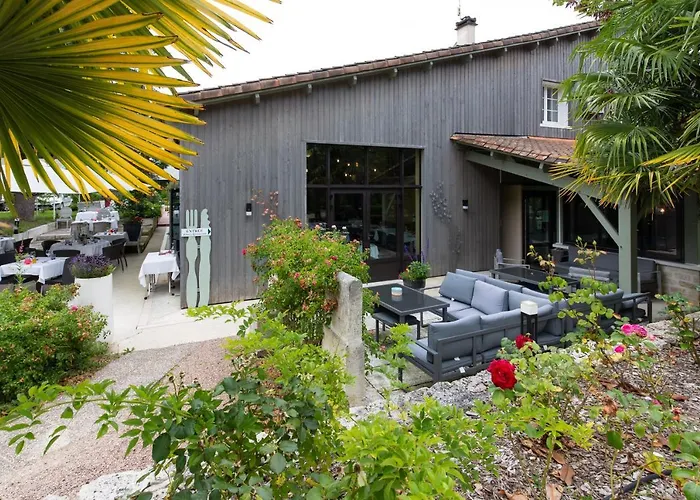 Logis Hotel Restaurant L\'Essille